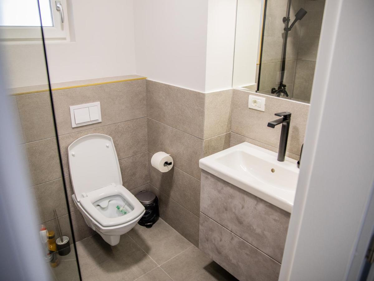 Sabrini Residence B3 Timisoara Old Town エクステリア 写真